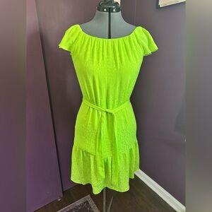Gorgeous DKNY Bright Green floral embossed crepe ruffle sleeve princess dress
